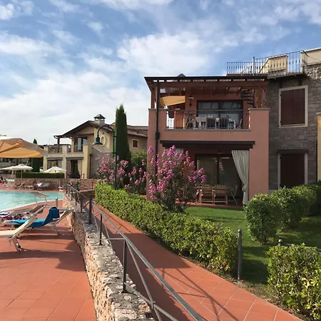 Eccociiiii Manerba - Casa Naty E Ale Apartman *